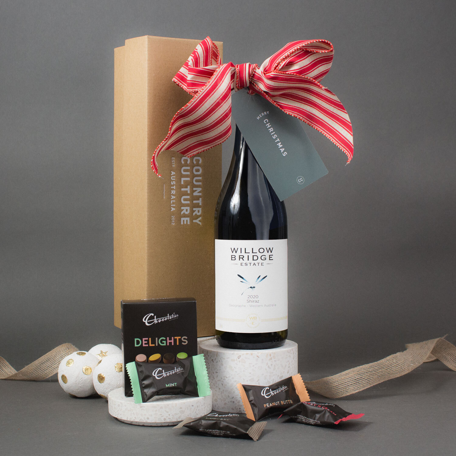 Shiraz with Chocolates Gift Hamper