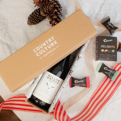 Shiraz with Chocolates Gift Hamper