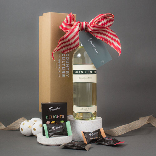 Sauvignon Blanc with Chocolates Gift Hamper