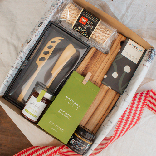 The Festive Entertainer Gift Hamper