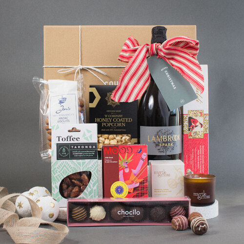 A Sparkling Christmas Gift Hamper