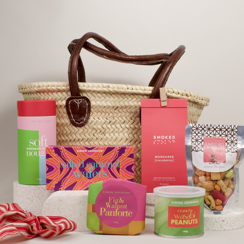 A Pink Picnic Gift Hamper