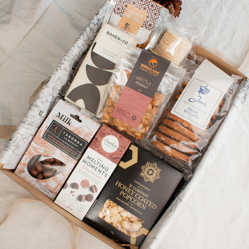 Australian Entertaining Gift Hamper with Sweet Treats